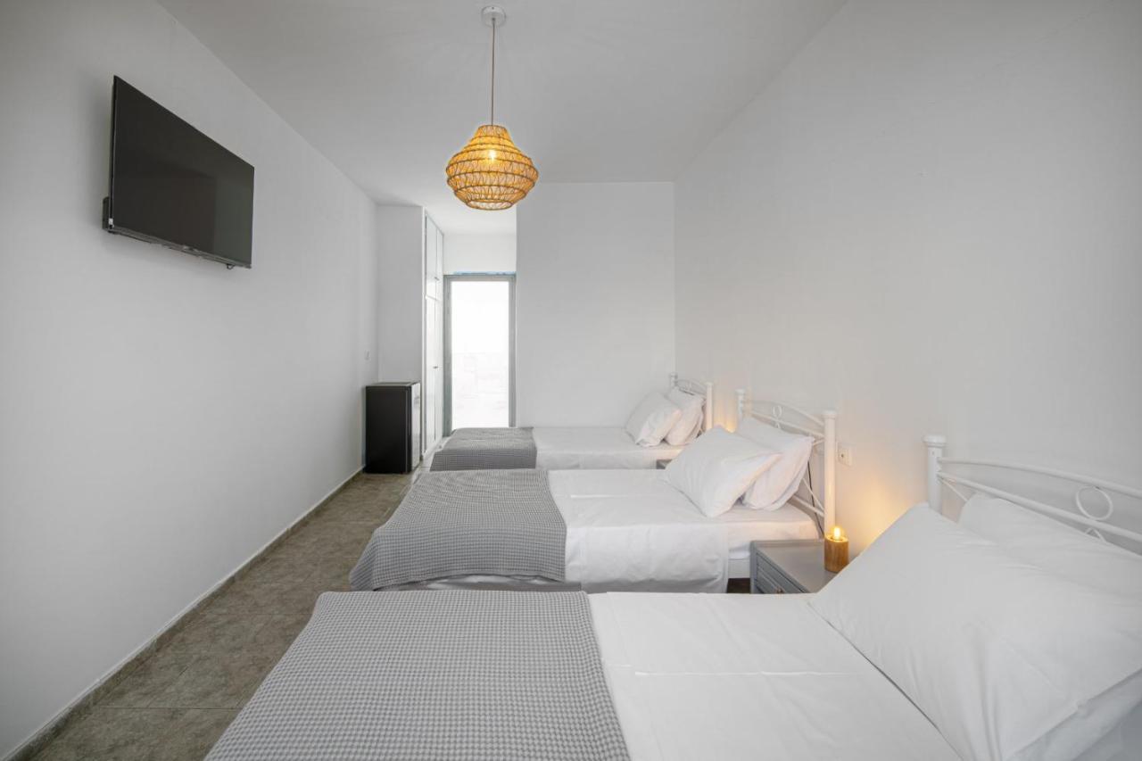 Eleios Hotel Serifos Livadi  Buitenkant foto