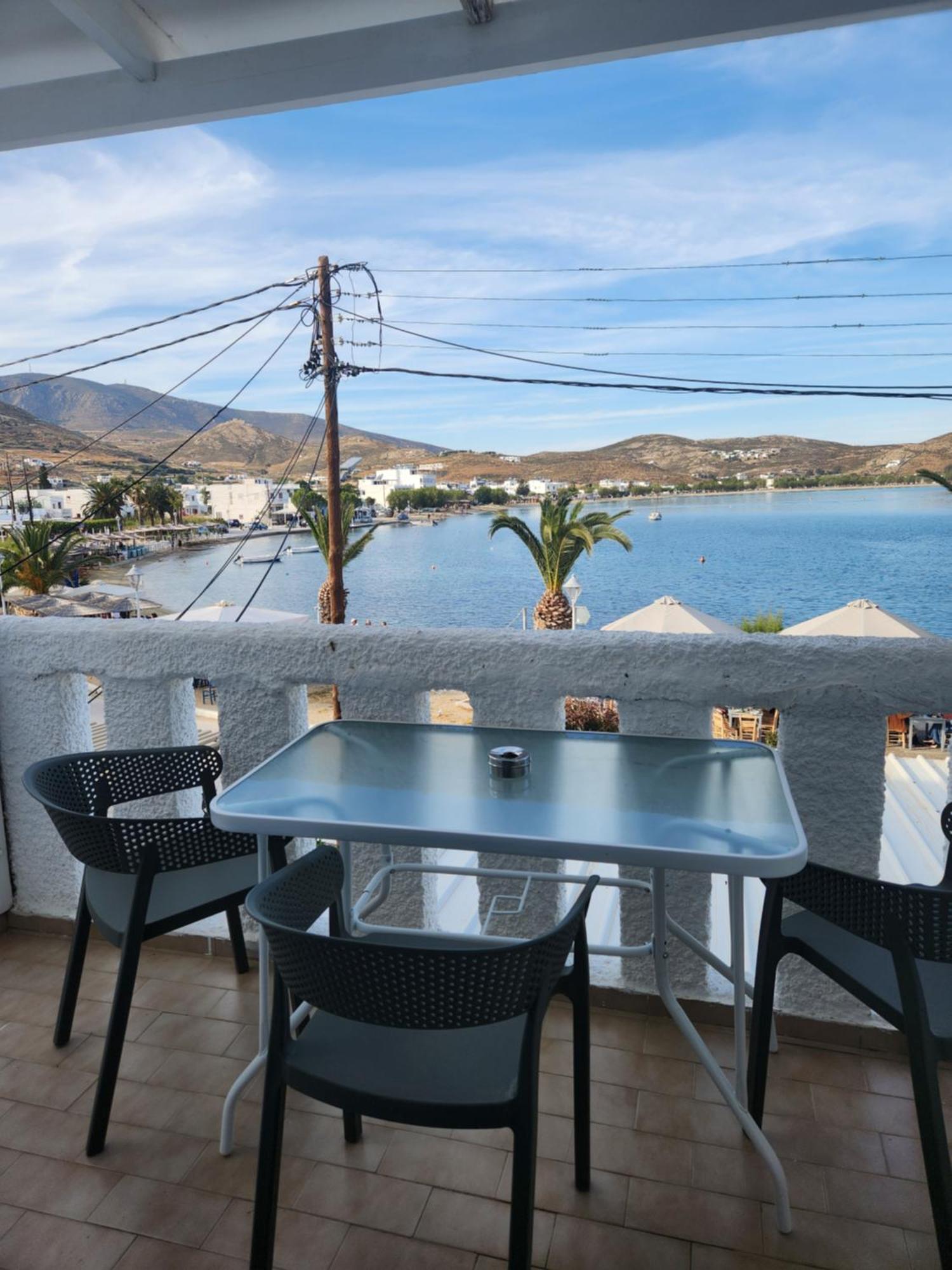 Eleios Hotel Serifos Livadi  Buitenkant foto