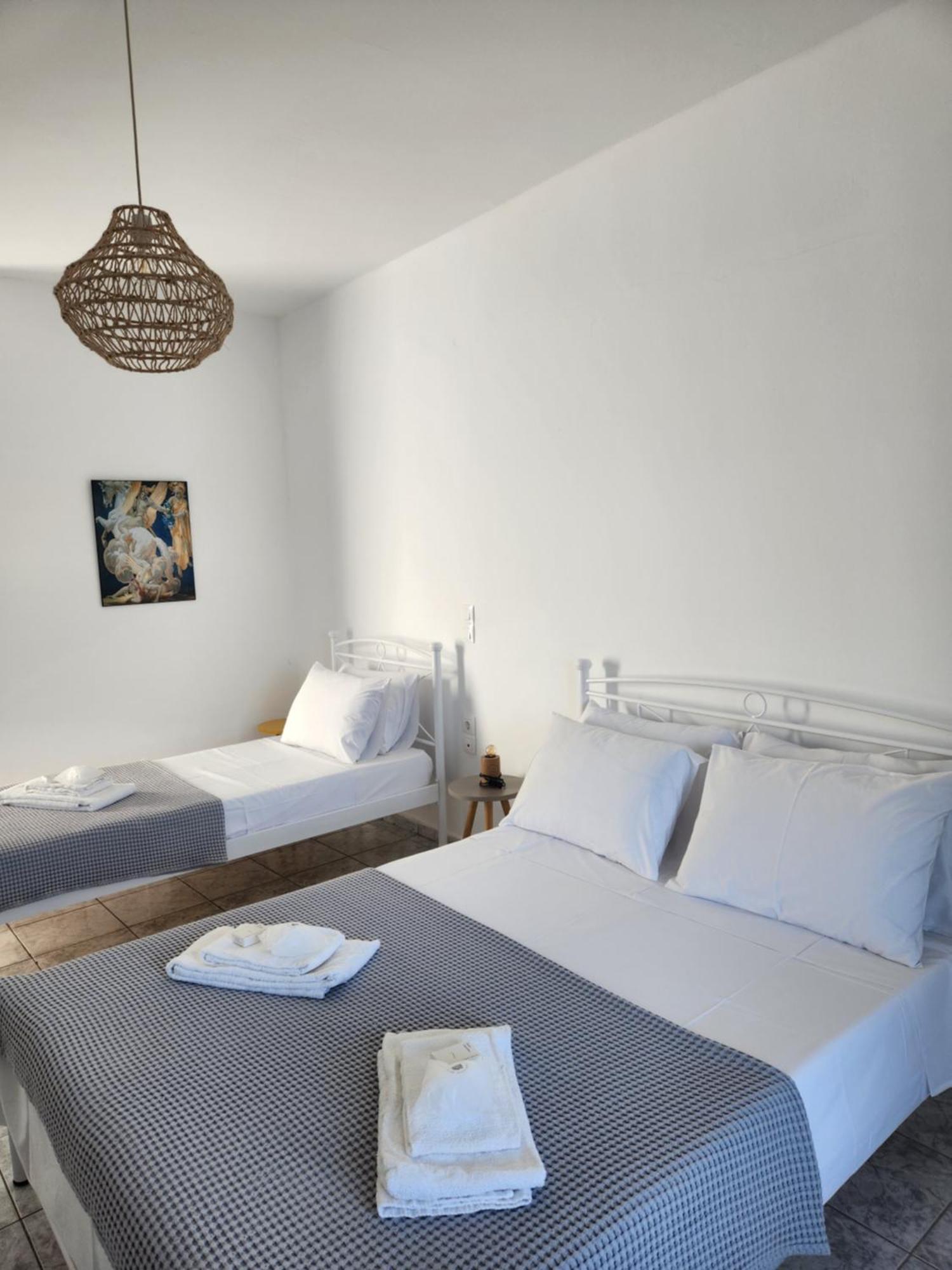 Eleios Hotel Serifos Livadi  Buitenkant foto