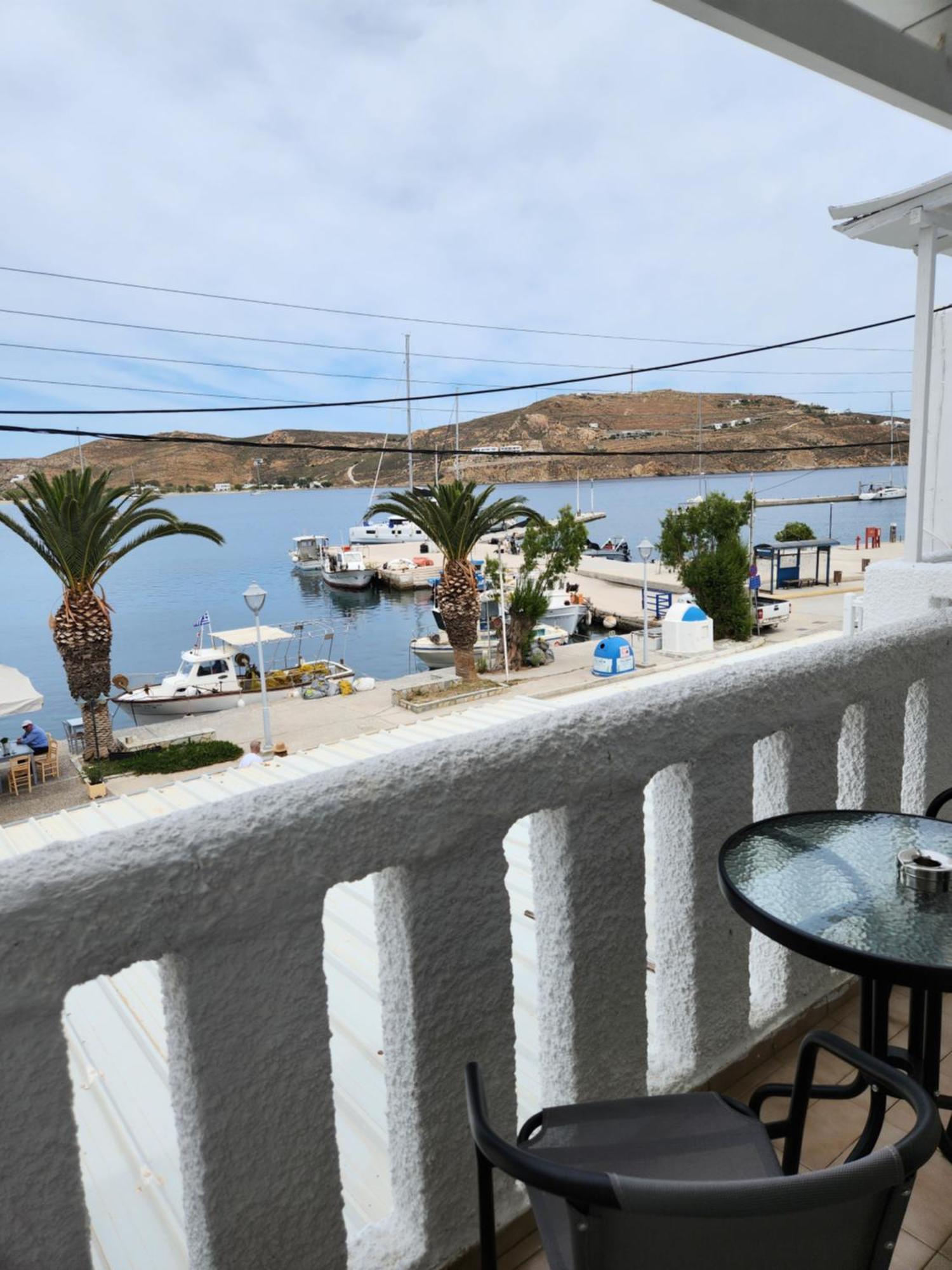 Eleios Hotel Serifos Livadi  Buitenkant foto