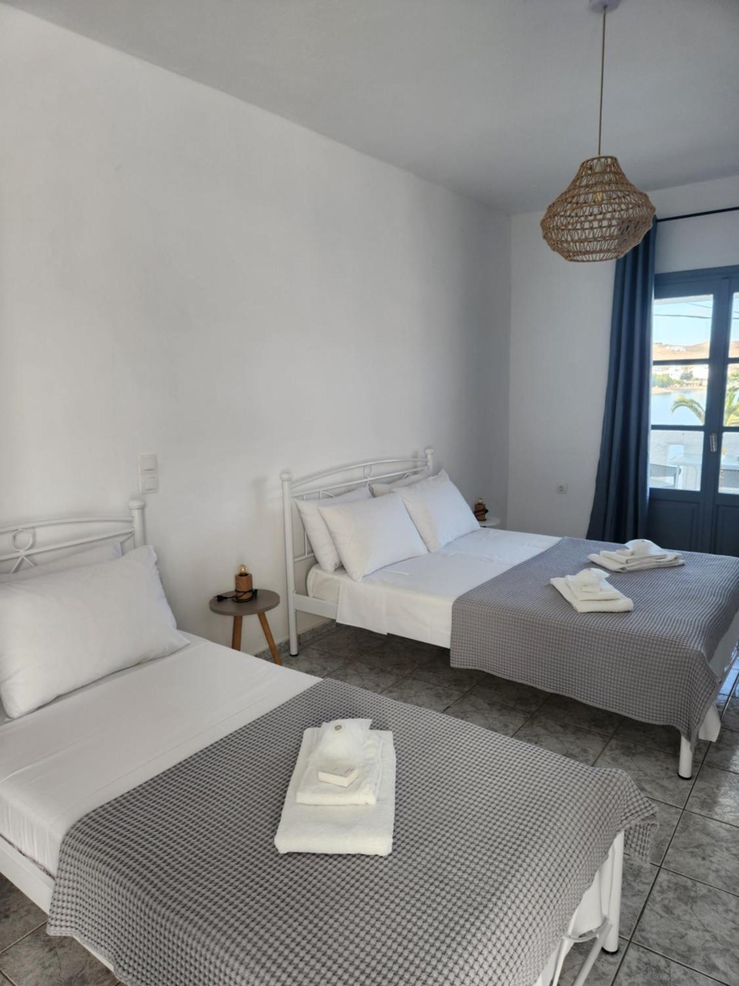 Eleios Hotel Serifos Livadi  Buitenkant foto