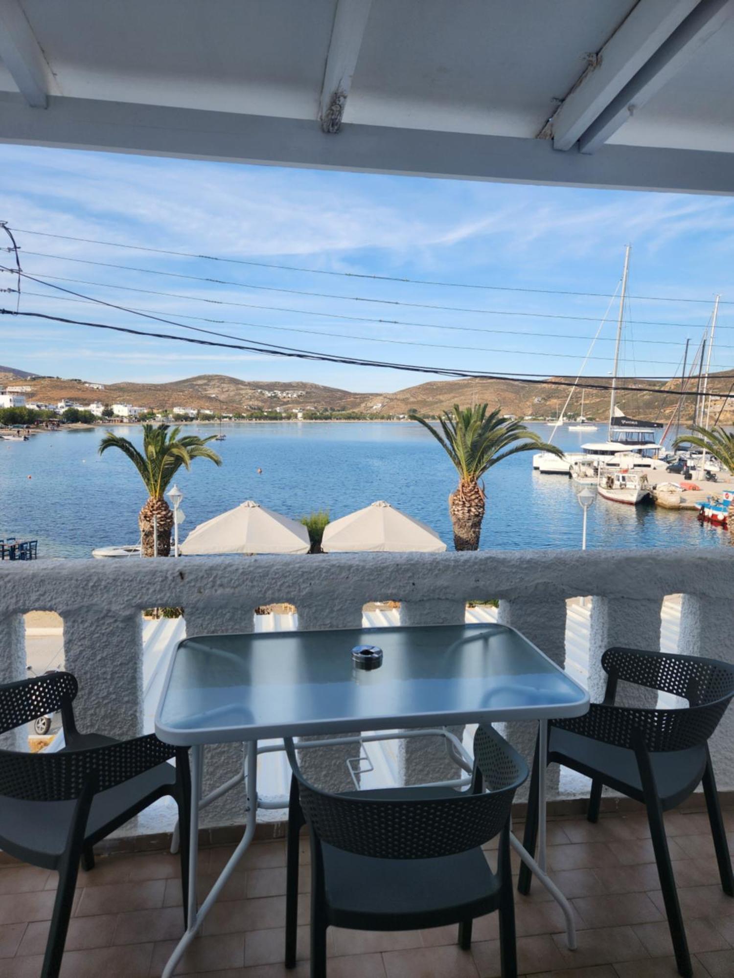 Eleios Hotel Serifos Livadi  Buitenkant foto